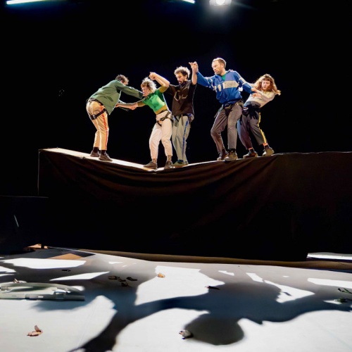 <p><strong>FRASQUES</strong></p>