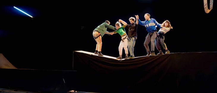 <p><strong>FRASQUES</strong></p>