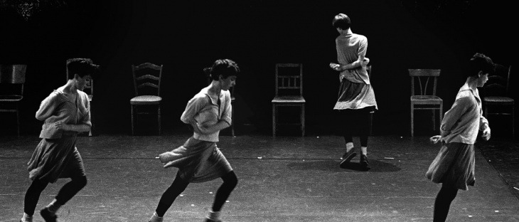 <p>ROSAS DANST ROSAS</p>
