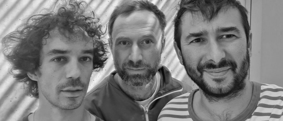 <p><strong>GALACTIK ENSEMBLE</strong></p>