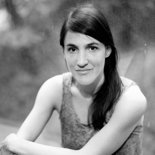 <p><strong>YASMINE HUGONNET</strong></p>